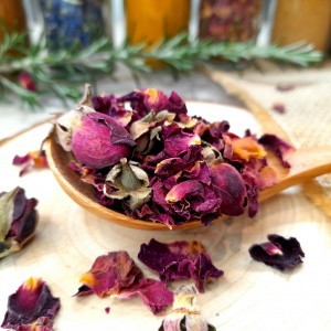 rose de damas séchée