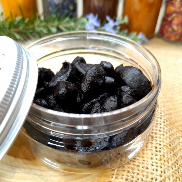 Gousses d'ail noir