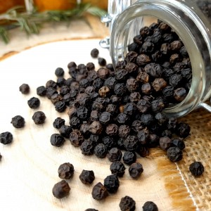 poivre noir de Tellichery originaire de la côte de Malabar en Inde
