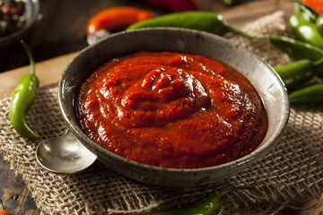 photo sauce sriracha au piment